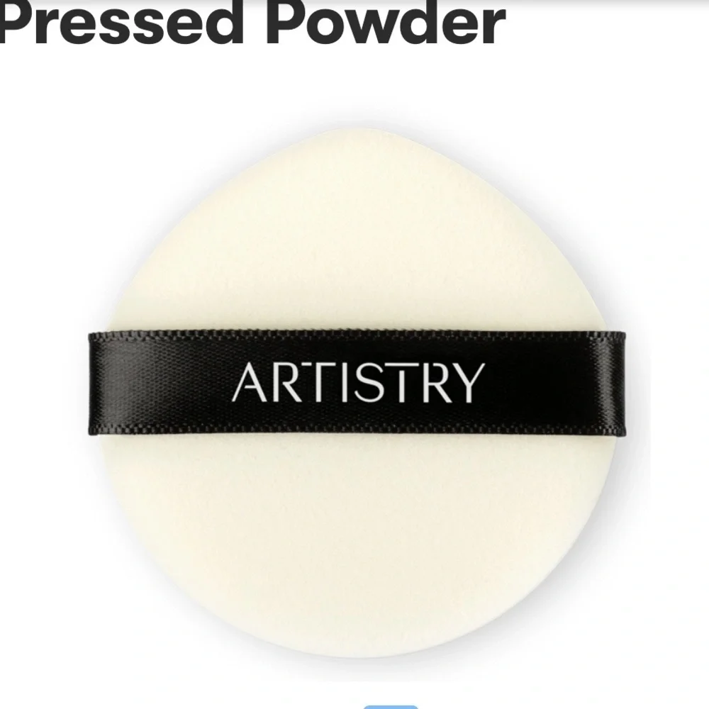 Artistry Future Glow pressed powder NEW